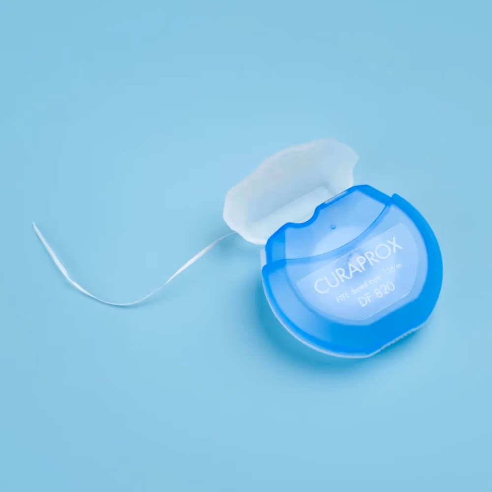 Curaprox DF 820 PTFE Dental Tape, 35m – Shred-Resistant Floss for Tight Interdental Spaces 4