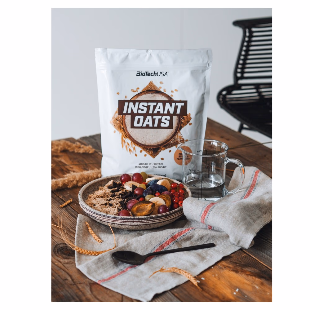 BioTechUSA Instant Oats Cookies & Cream 1000g – Flavored Oatmeal Powder 2