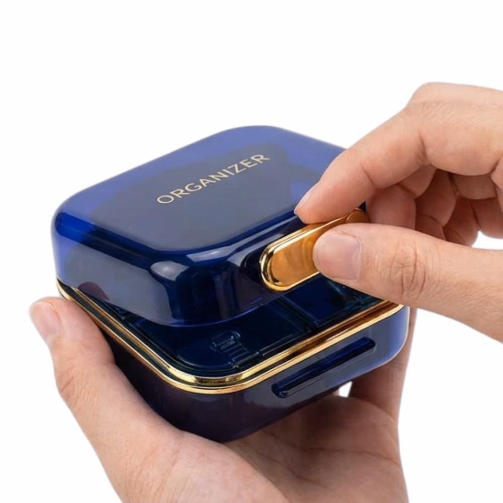 Pill Organizer Box With 5 Compartments Compact box 2